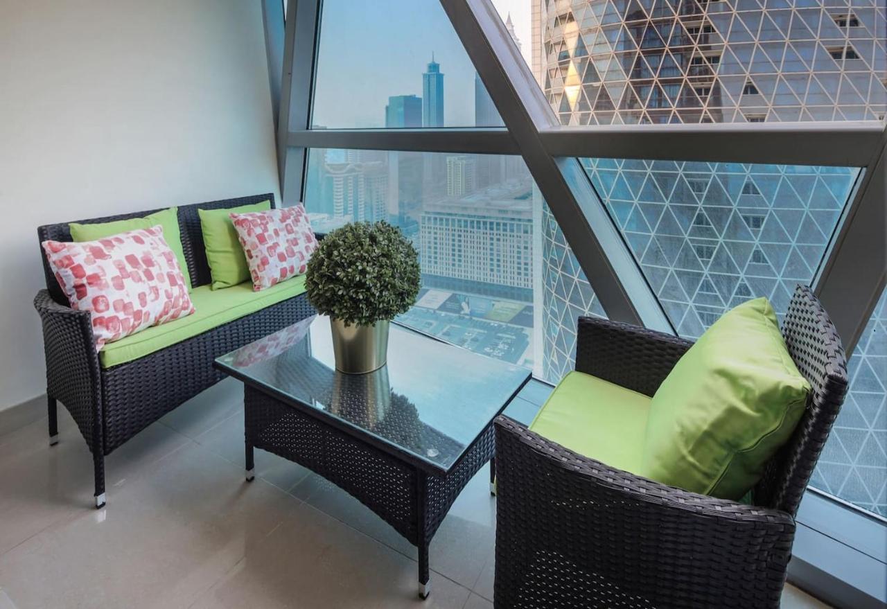 Frank Porter - Park Tower Apartment
